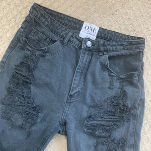 One Teaspoon Distressed Boyfriend Jeans size 26